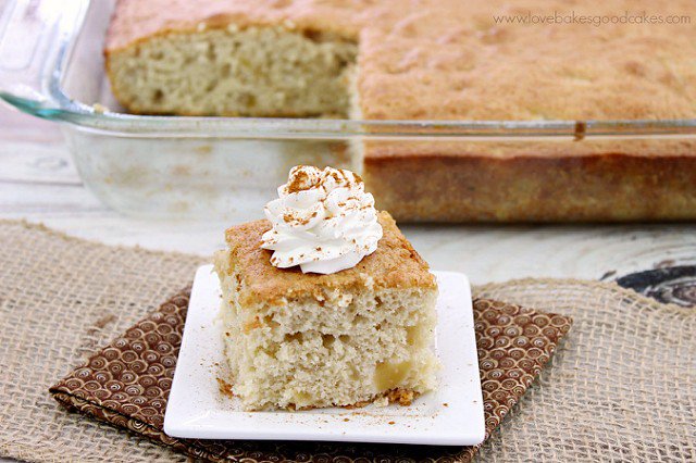 Easy Apple Cake.