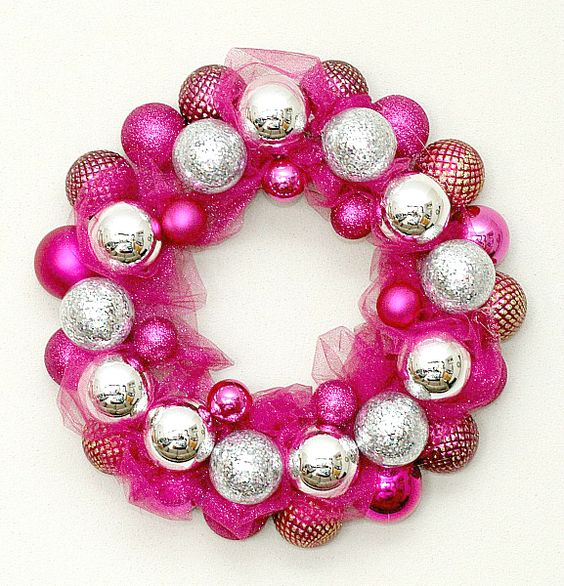 Ornament Valentine's Day Wreath