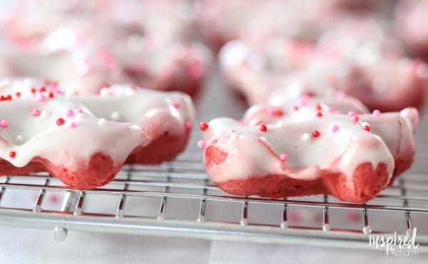 RED VELVET WAFFLE COOKIES