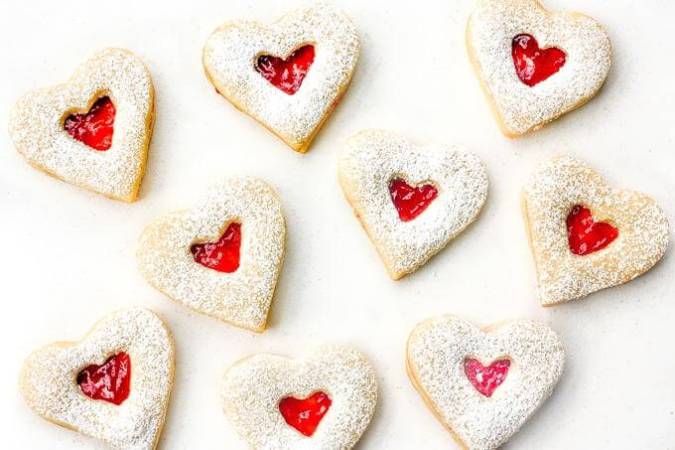 Raspberry and White Chocolate Shortbread Cookies.