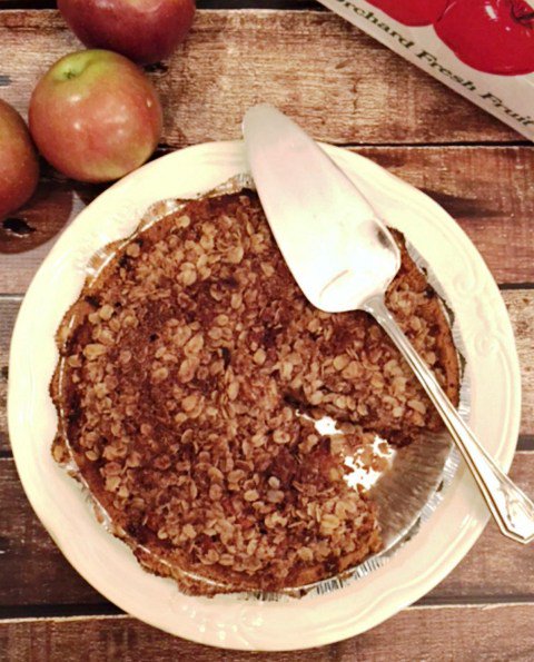 Rustic Apple Pie with Cinnamon Oat Crumble Topping.