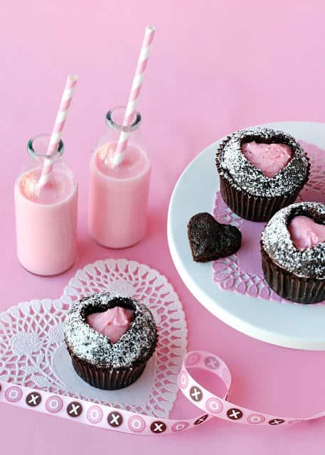 Sweet Heart Cupcakes via Glorious Treats