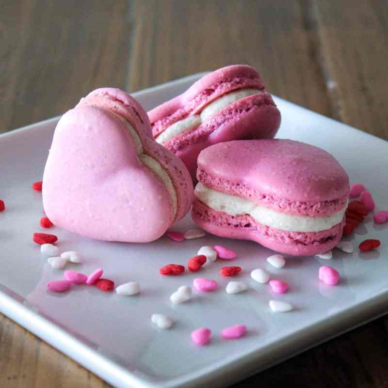 VALENTINE’S HEART MACARONS Valentine’s Day treat recipes that’ll make your home the Hot-seat