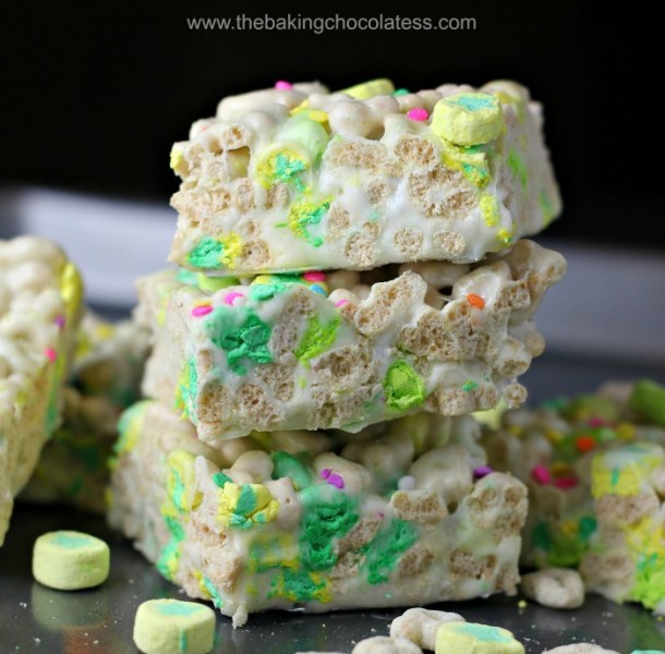 LUCKY CHARM MARSHMALLOW RICE KRISPIE TREATS