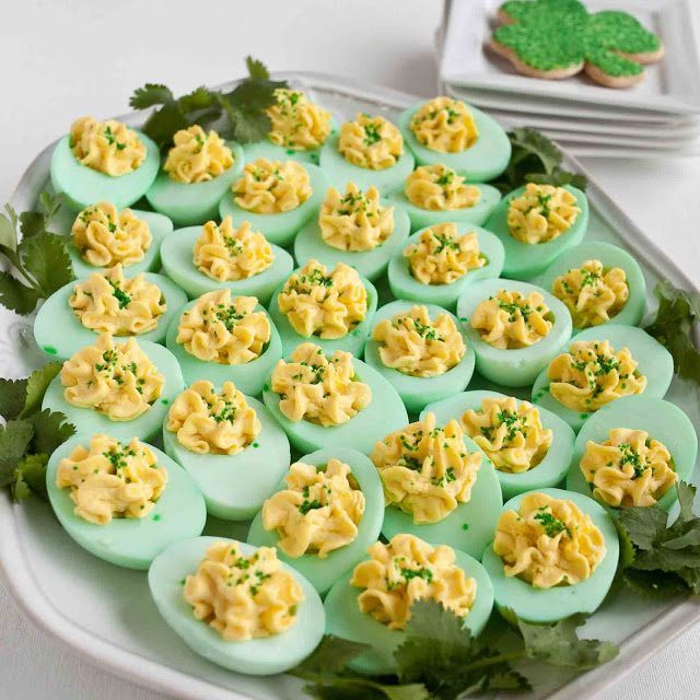 ST PATRICK’S DAY DEVILED EGGS