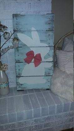 Bunny Wood Pallet Sign.