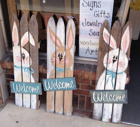 Wooden Easter Sign Decoration.