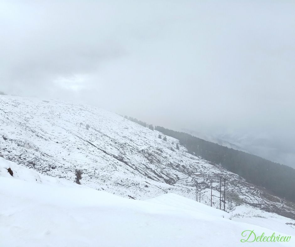 Skiing in Patnitop