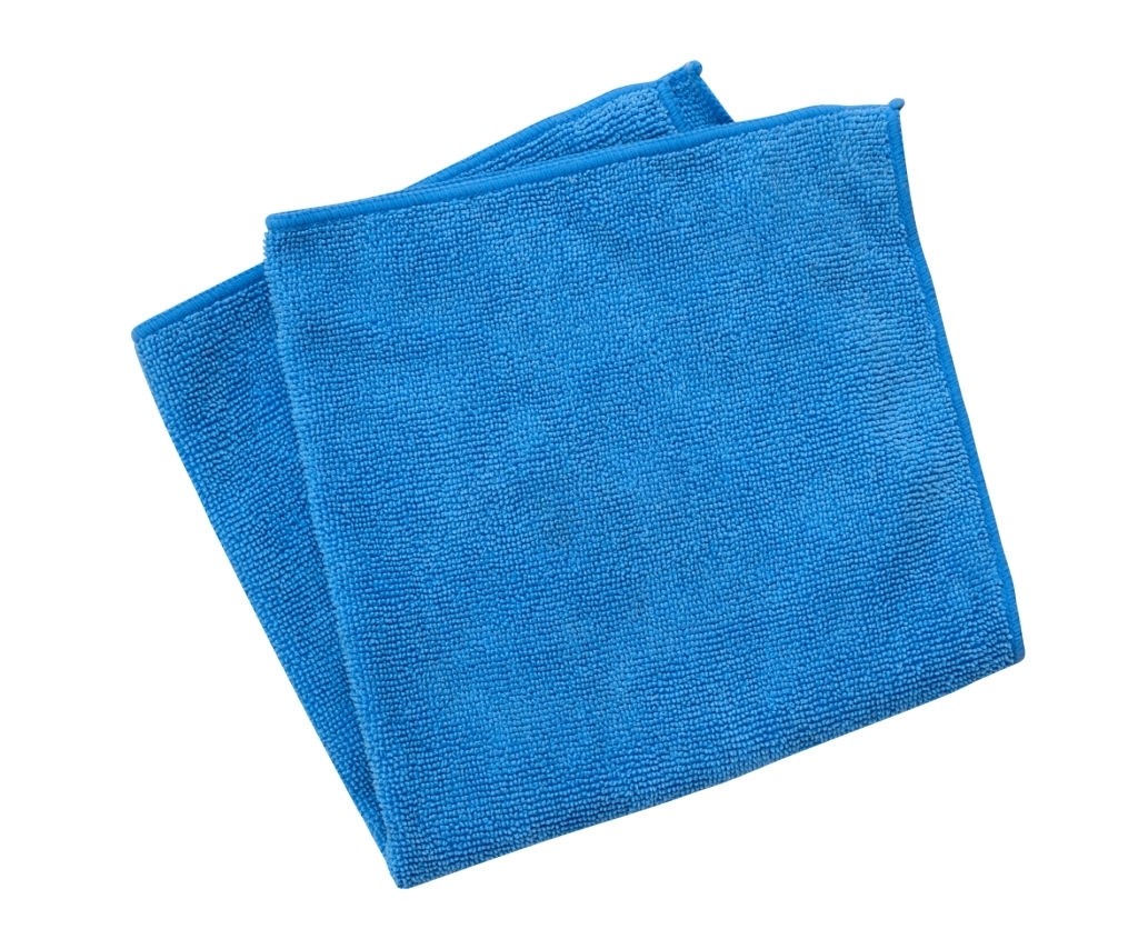 Wipe it dry with Microfiber Glass Cleaning cloth