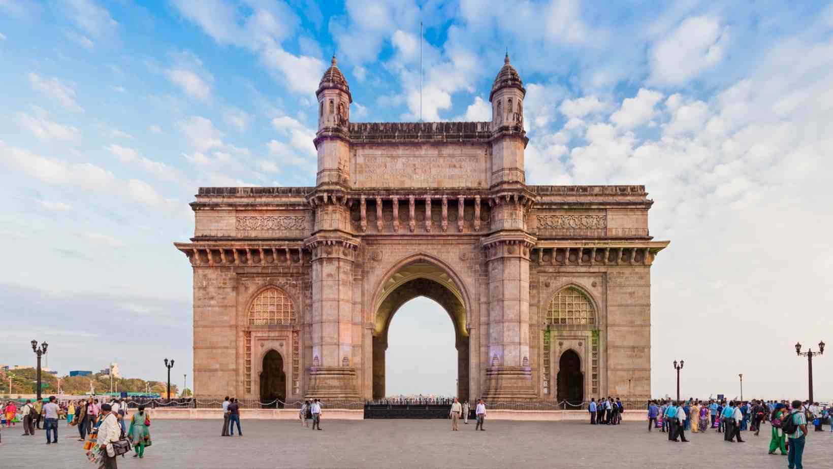 A visit to the historic gateway of India