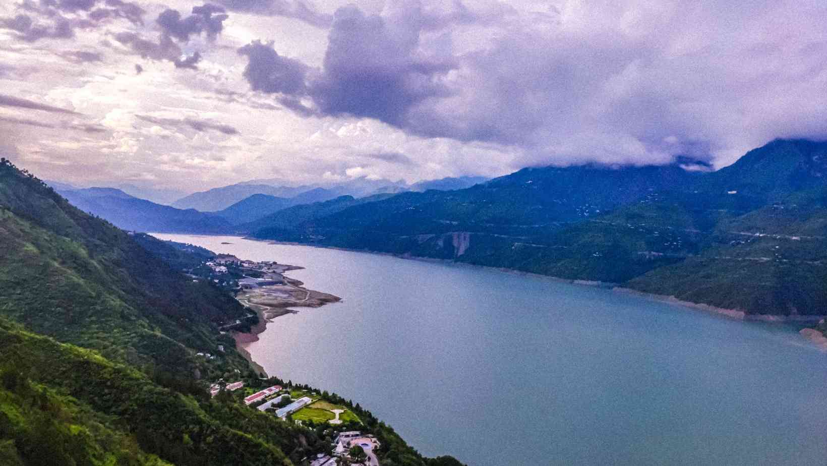 Tehri Hills - Best Places To Visit In Kanatal