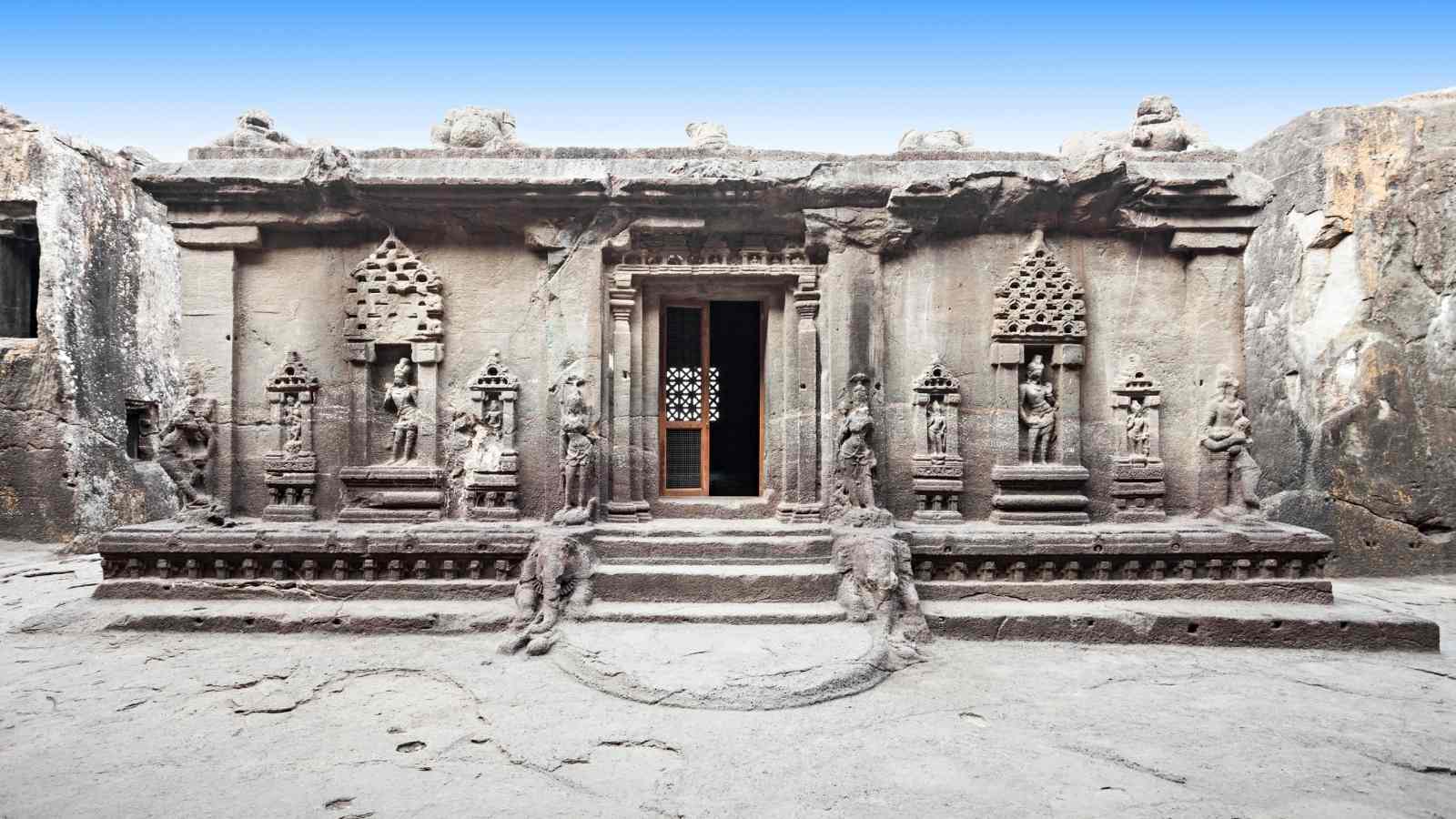 Ellora Caves - Top Places To Visit Near Aurangabad