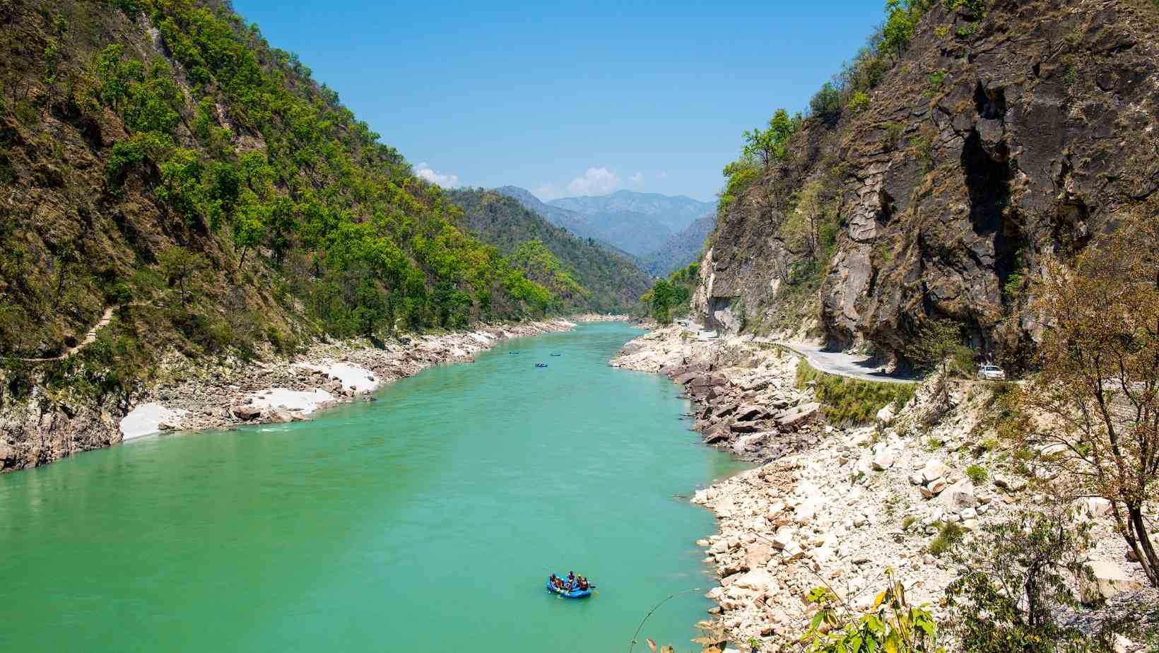 River rafting in the Ganges